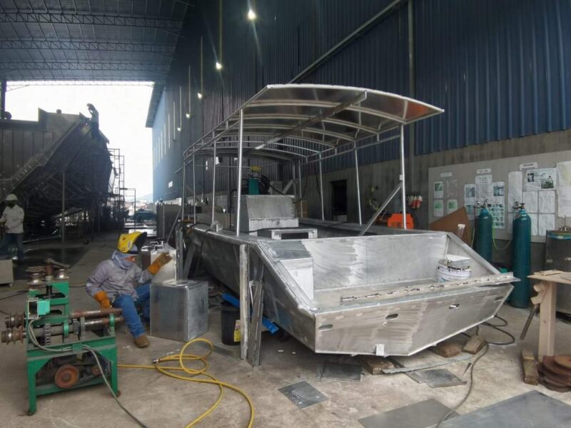 High Frequency Aluminum TIG Setups for Maine Lobster Boat Fabrication