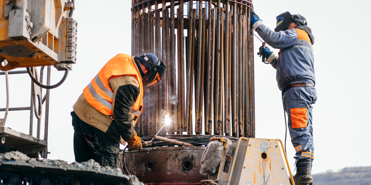 Different uses of welding machines for automotive repair, manufacturing, and metal joining